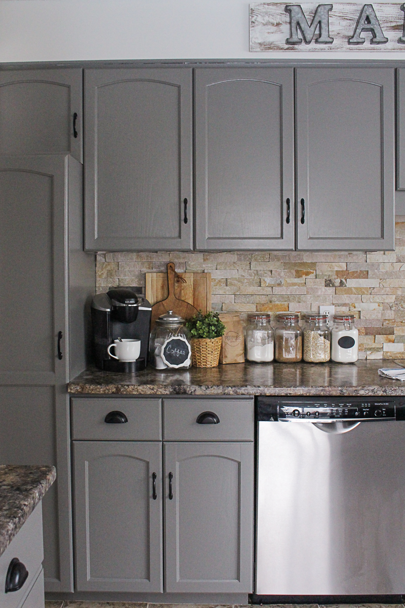 14 Best Grey Kitchen Cabinets Design Ideas With Grey Cabinets