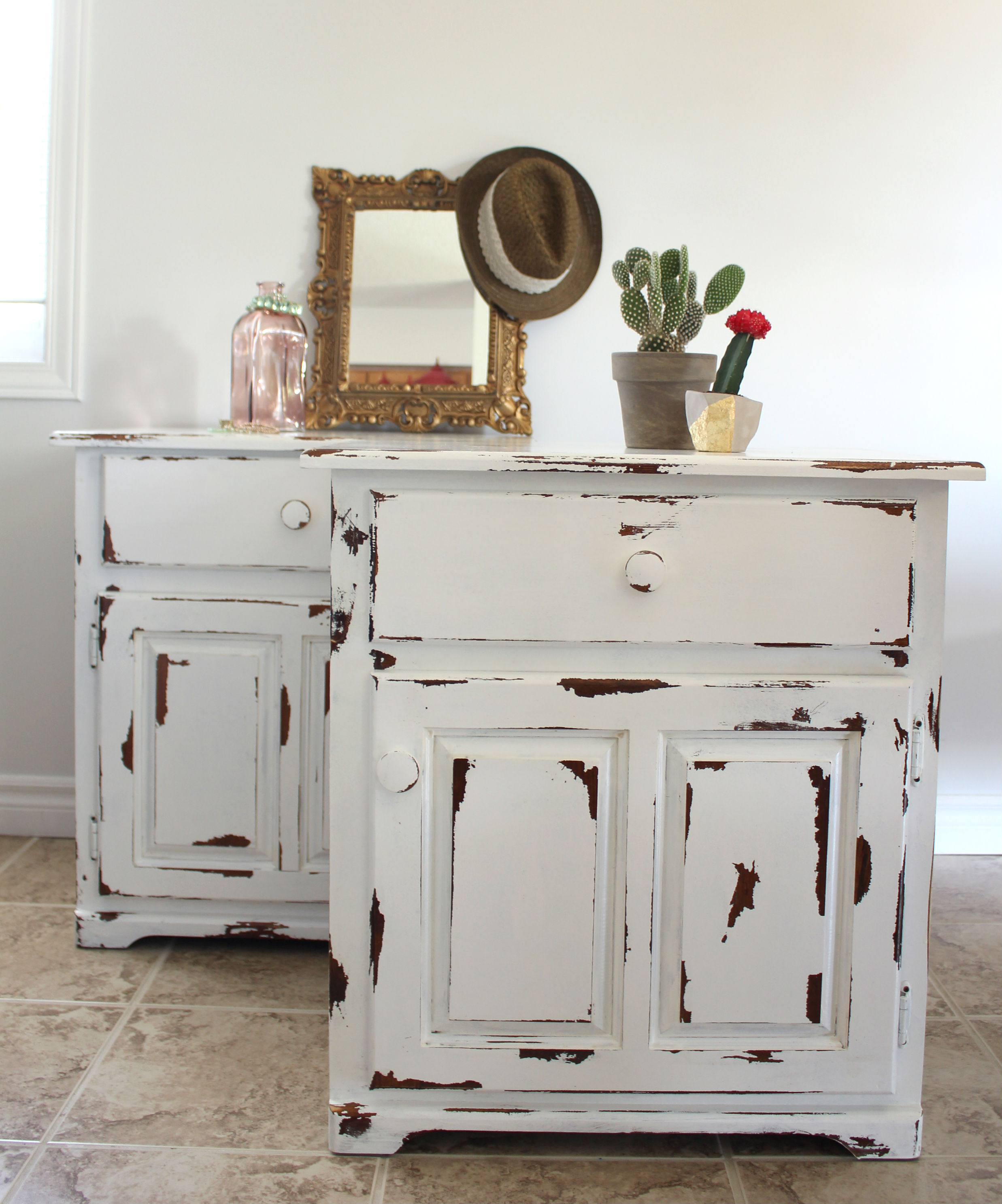 How to Distress Furniture